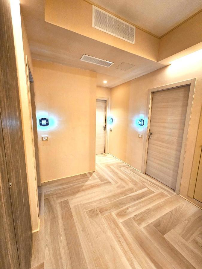 Trilogy Prestige - Central Premium Suites Lecce Esterno foto