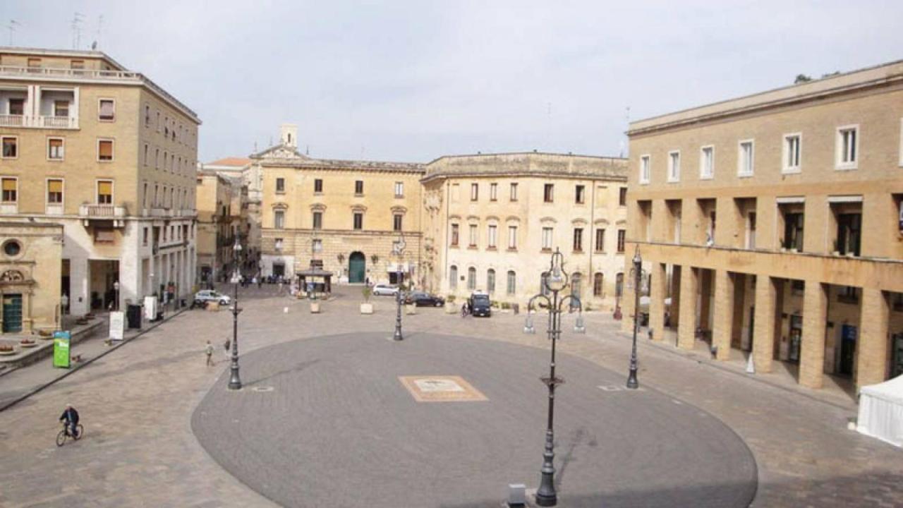 Trilogy Prestige - Central Premium Suites Lecce Esterno foto